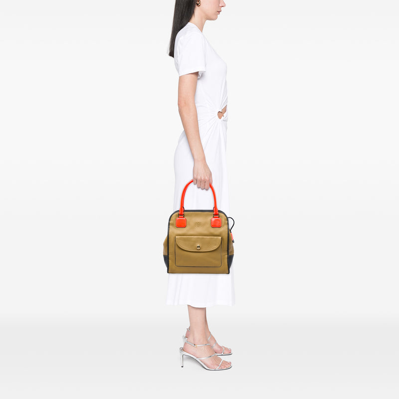 Tricolor Leather Anagram Oro Handbag - Image 7