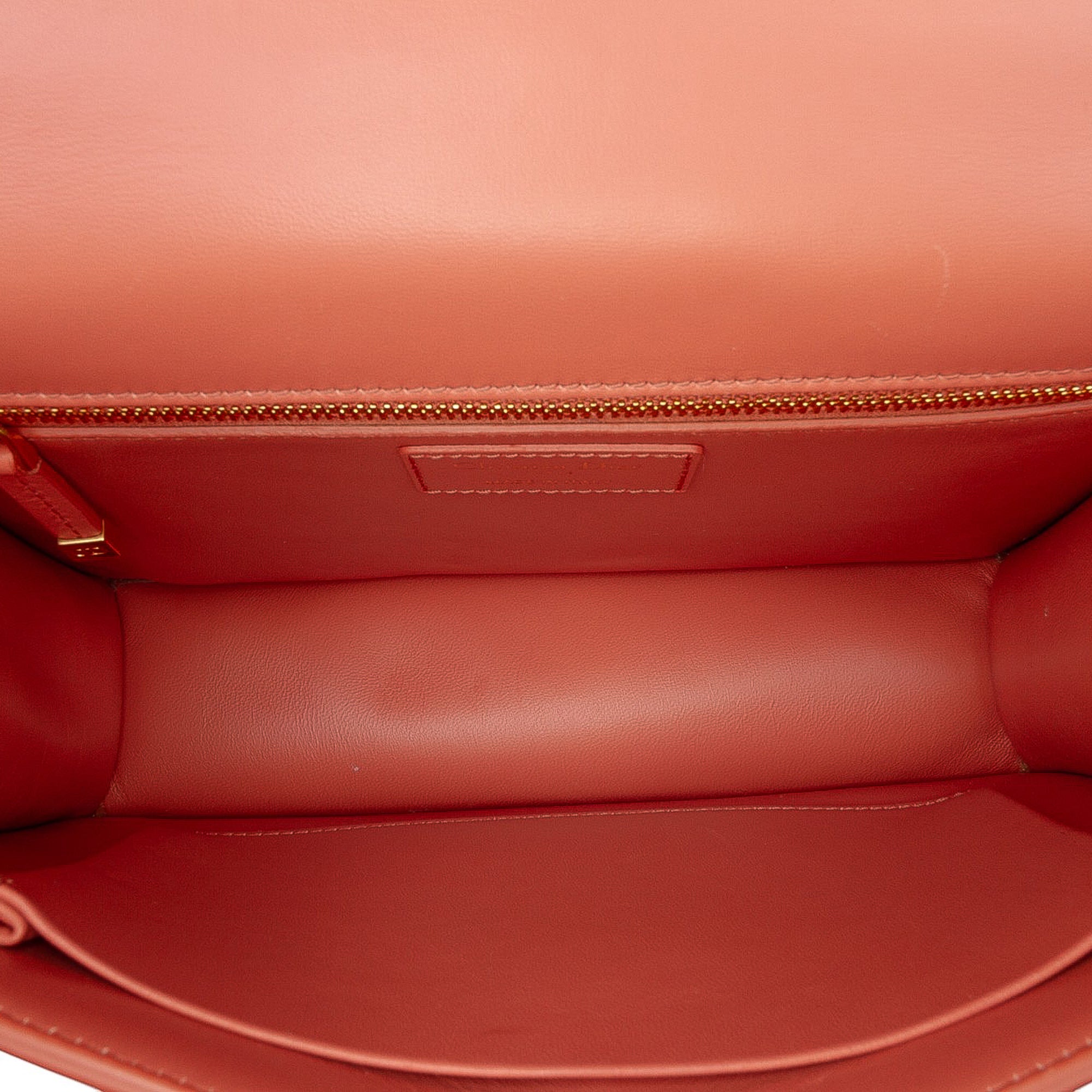 Leather 30 Montaigne Flap - Image 4