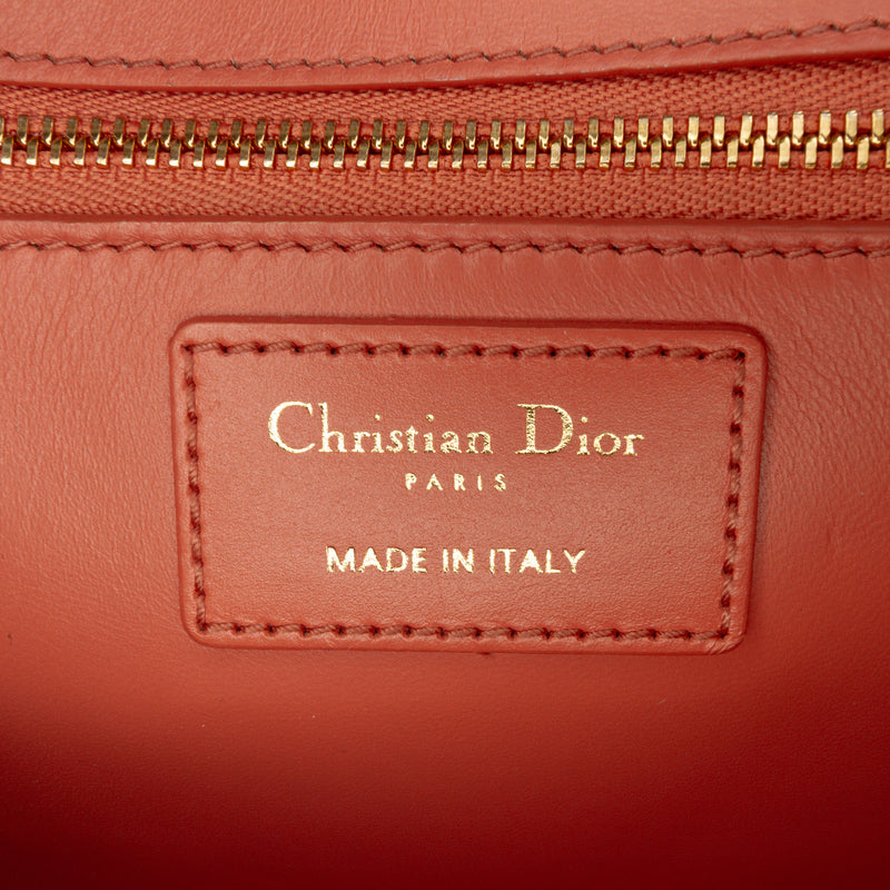 Leather 30 Montaigne Flap - Image 5