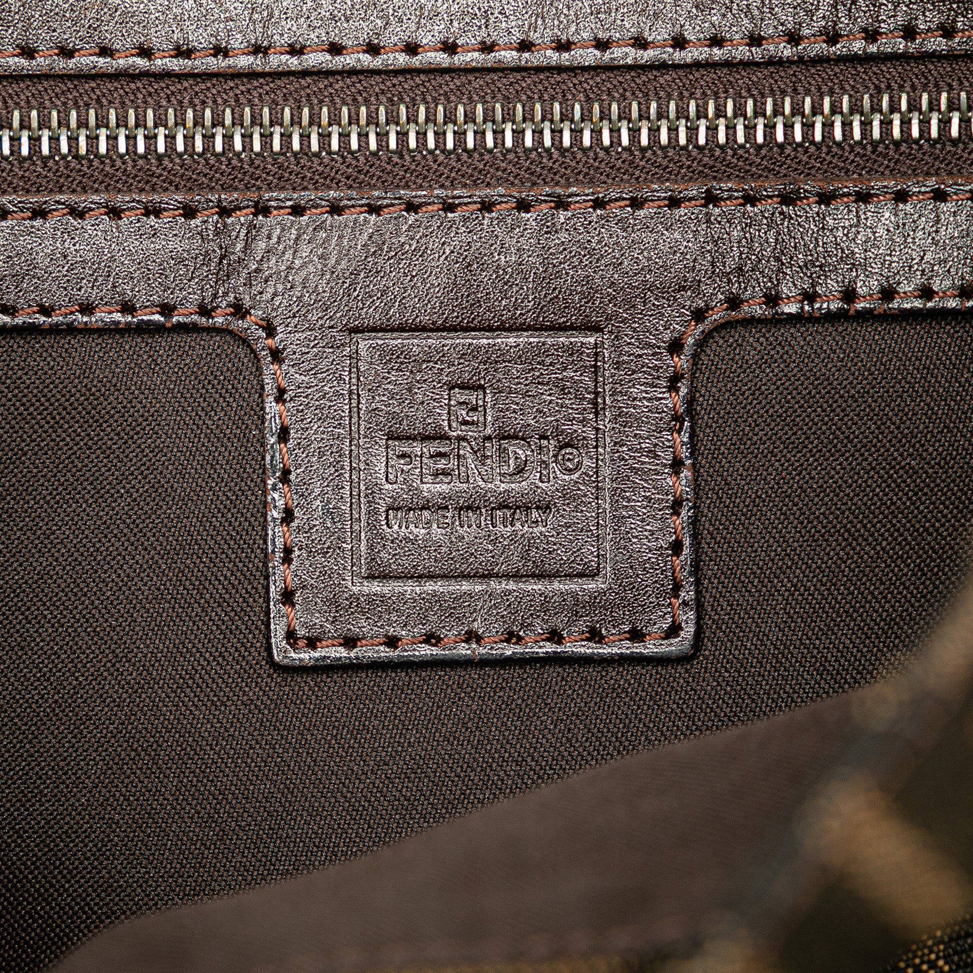 Zucca Canvas Shoulder Bag - Image 5