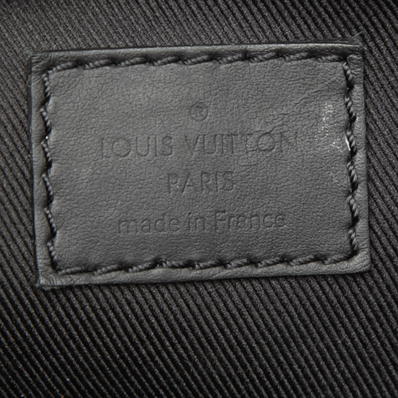 Monogram Taurillon Steamer Wearable Wallet - Image 5