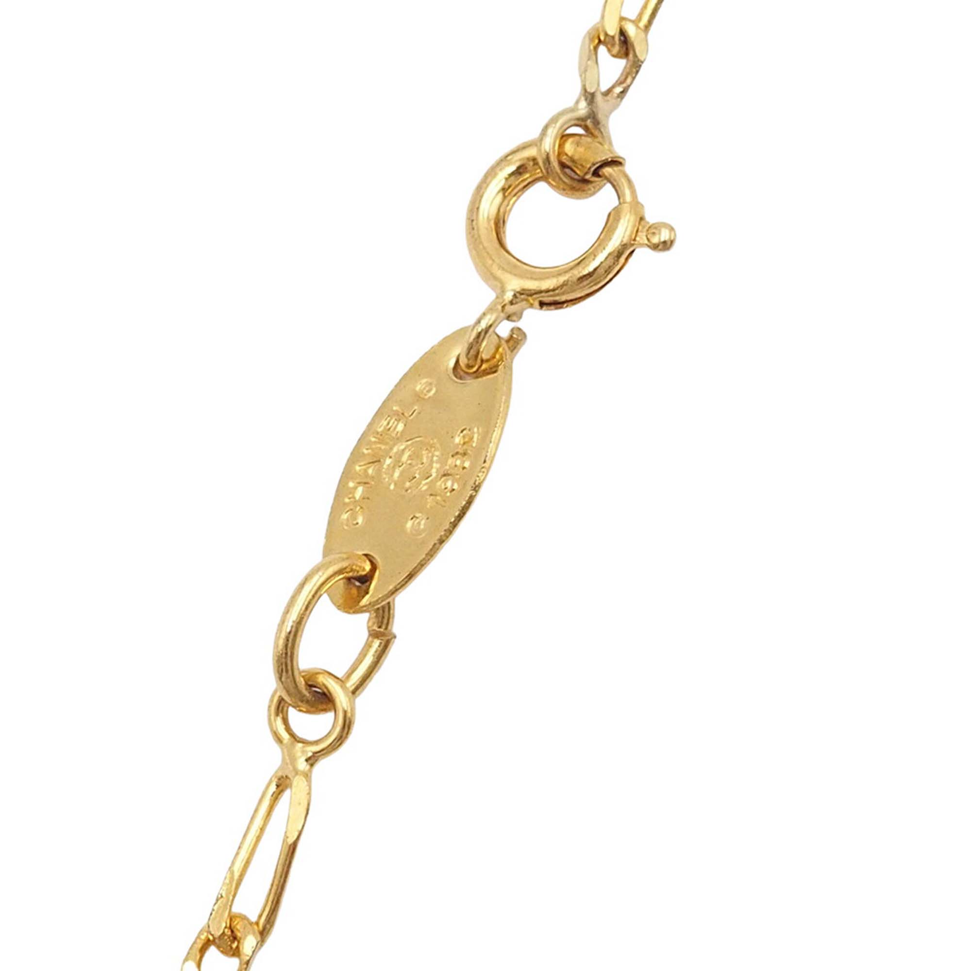 CC Gold Plated Strass Round Pendant Necklace - Image 5