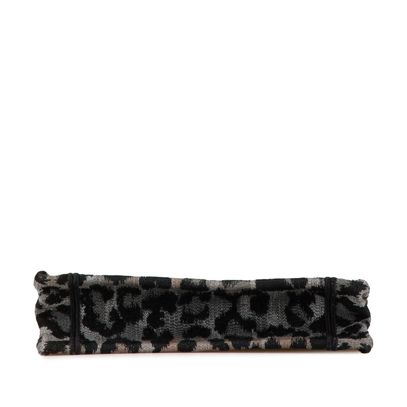 Mizza Mini Embroidered Canvas Leopard Book Tote - Image 3