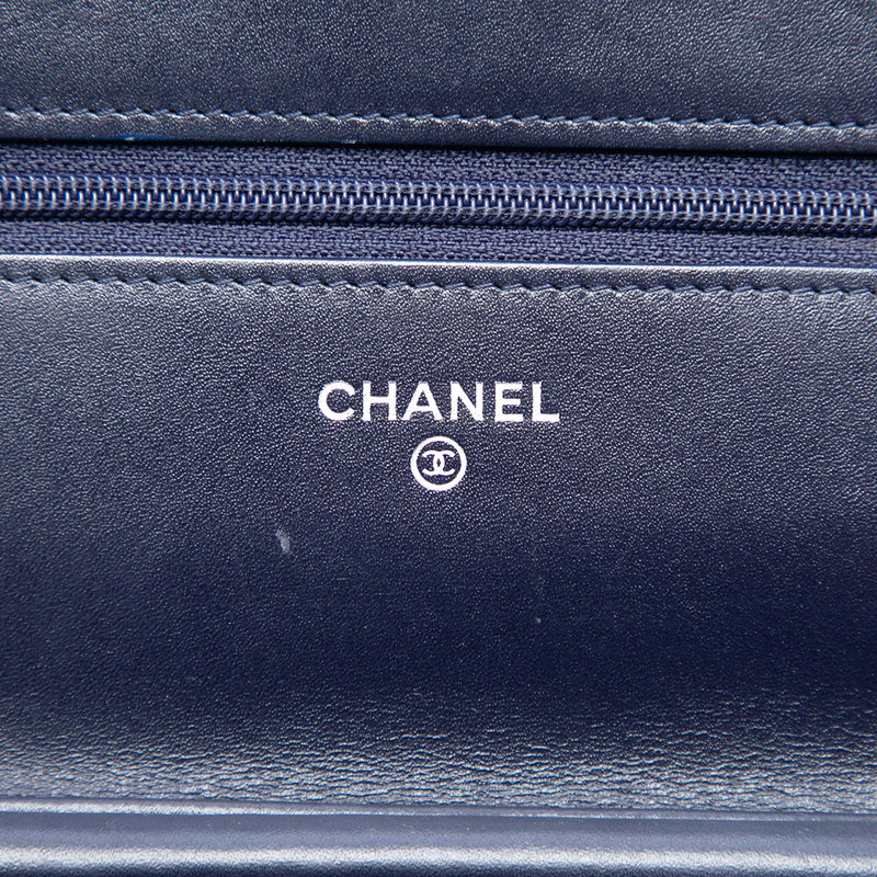 Quilted Shiny Aged Calfskin Reissue 2.55 Wallet on Chain - Image 5