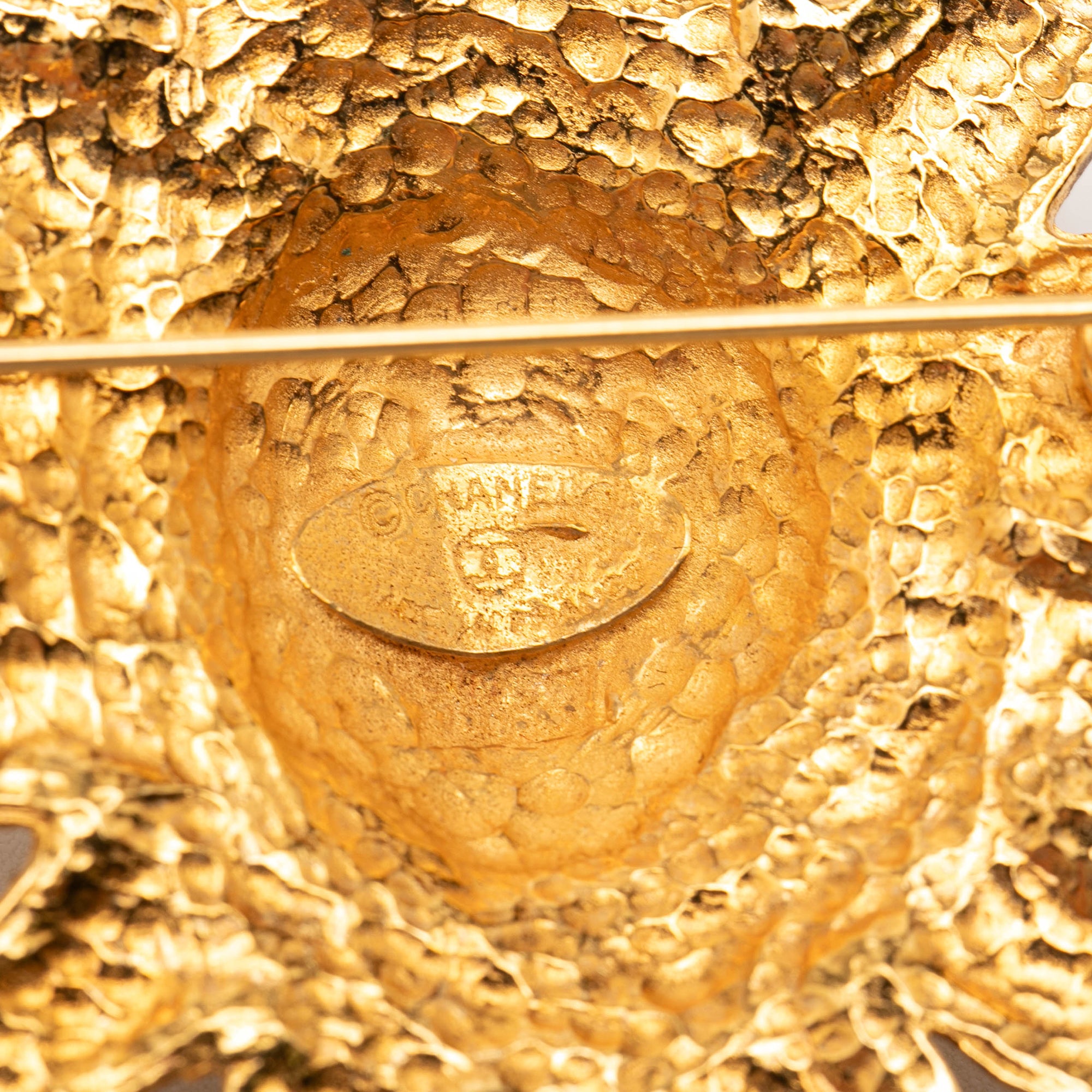 Gold Plated Lion Head Sun Brooch - Image 3