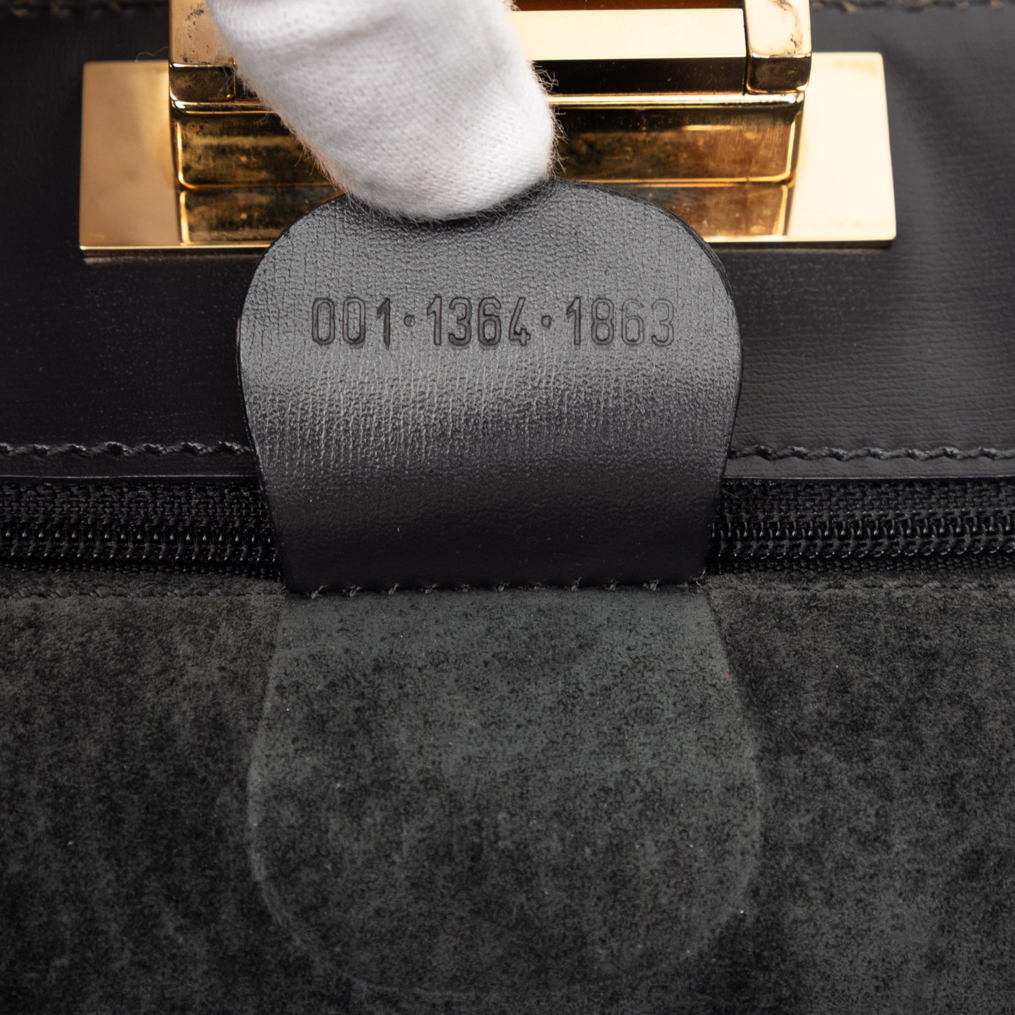 Suede Square G Shoulder Bag - Image 6