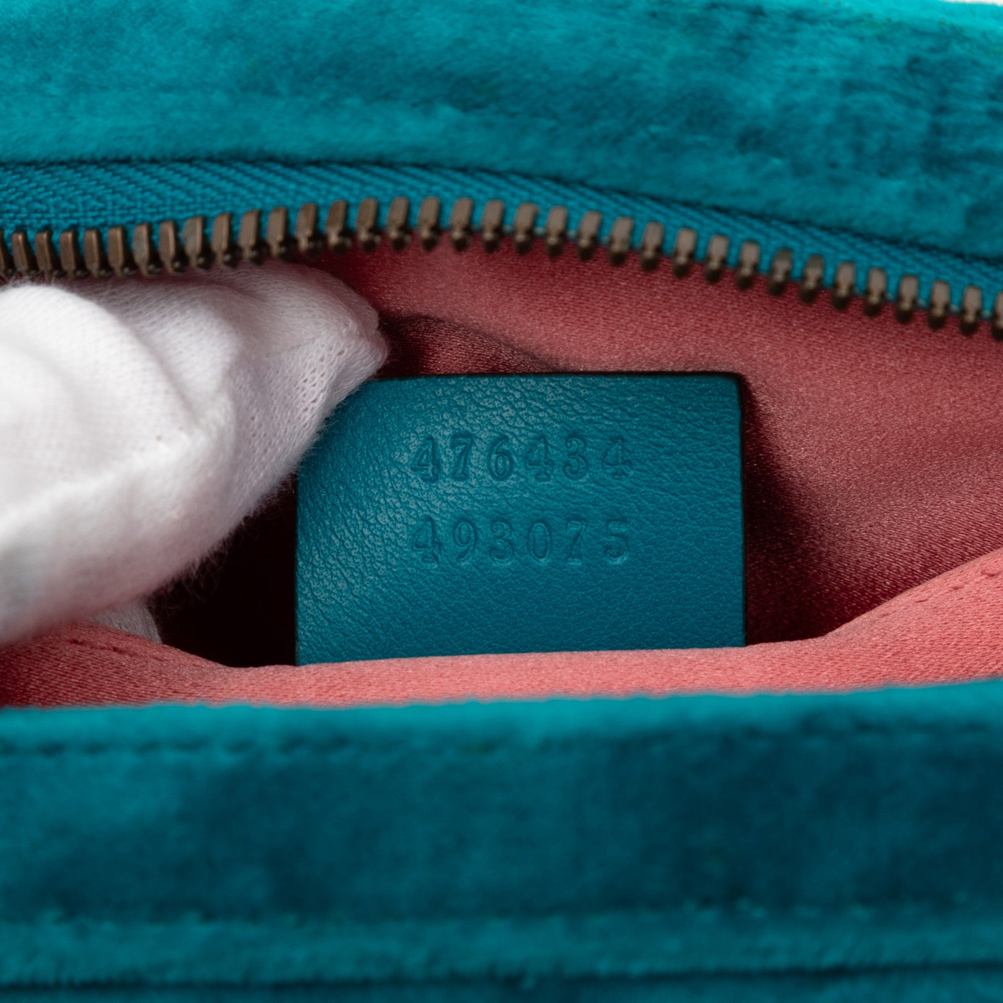 GG Marmont Matelasse Velvet Belt Bag - Image 6