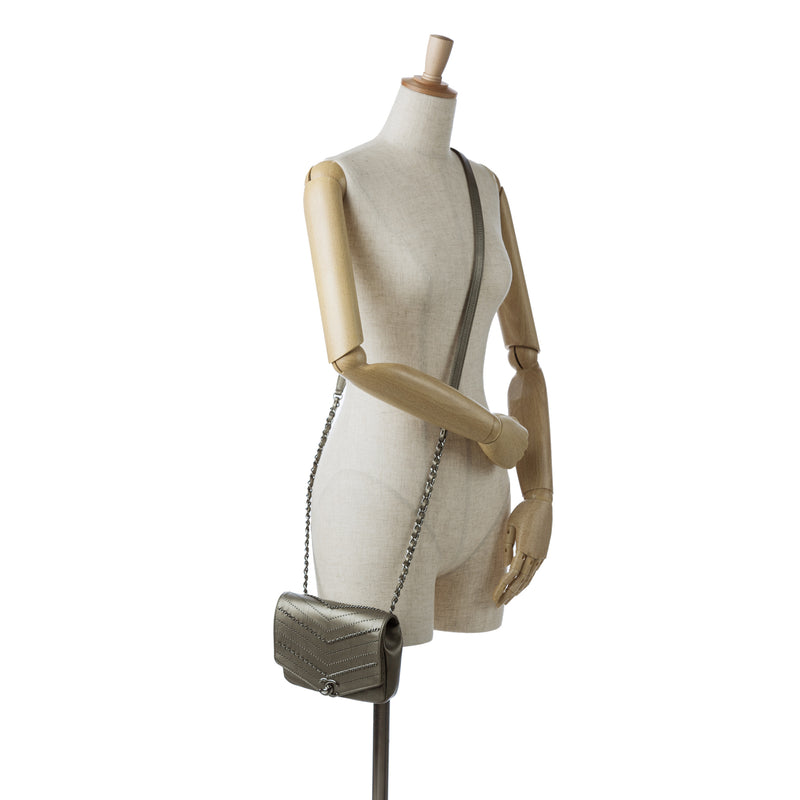 Mini Embellished Calfskin Chevron Square Envelop Flap - Image 10