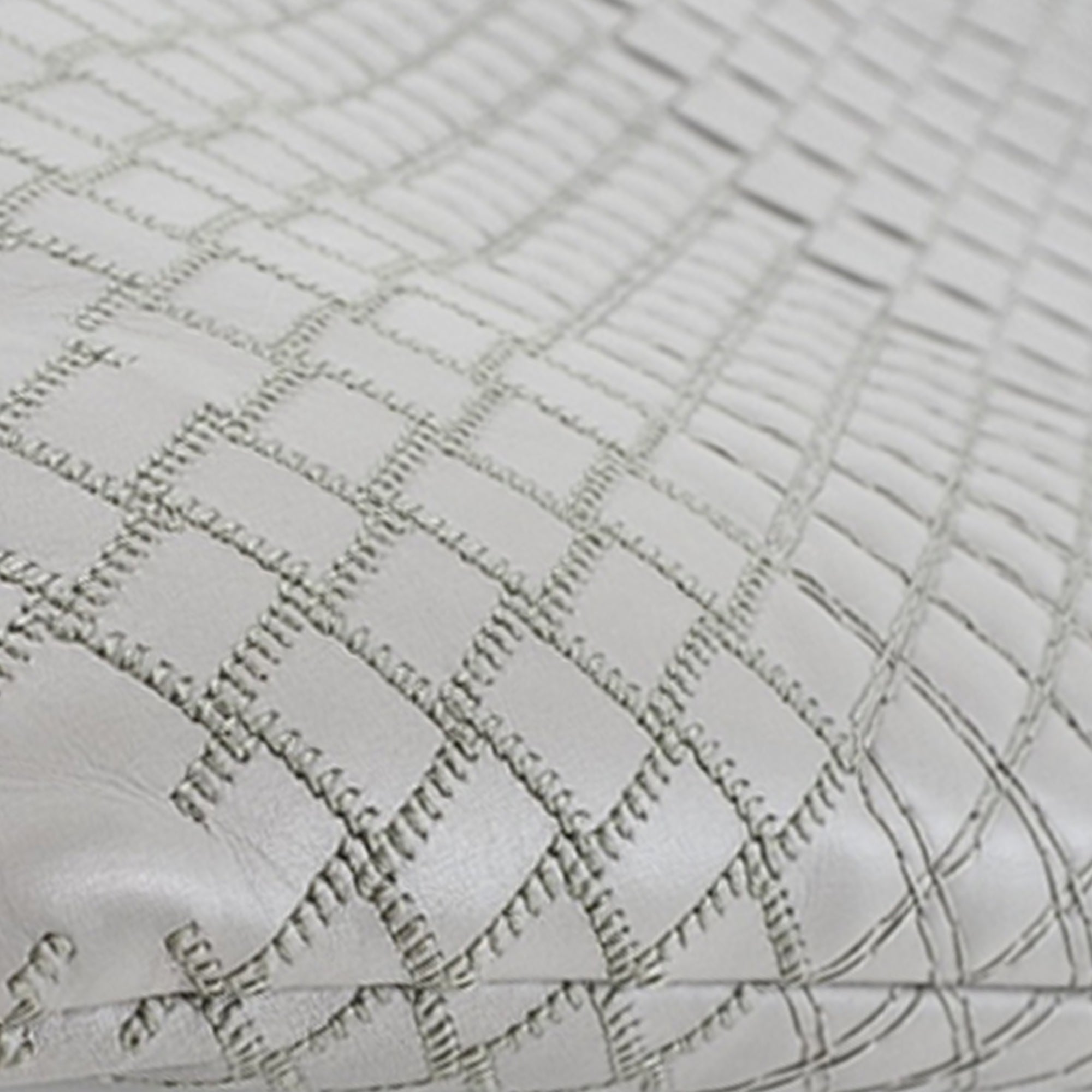 Nappa Intrecciato Clutch - Image 7
