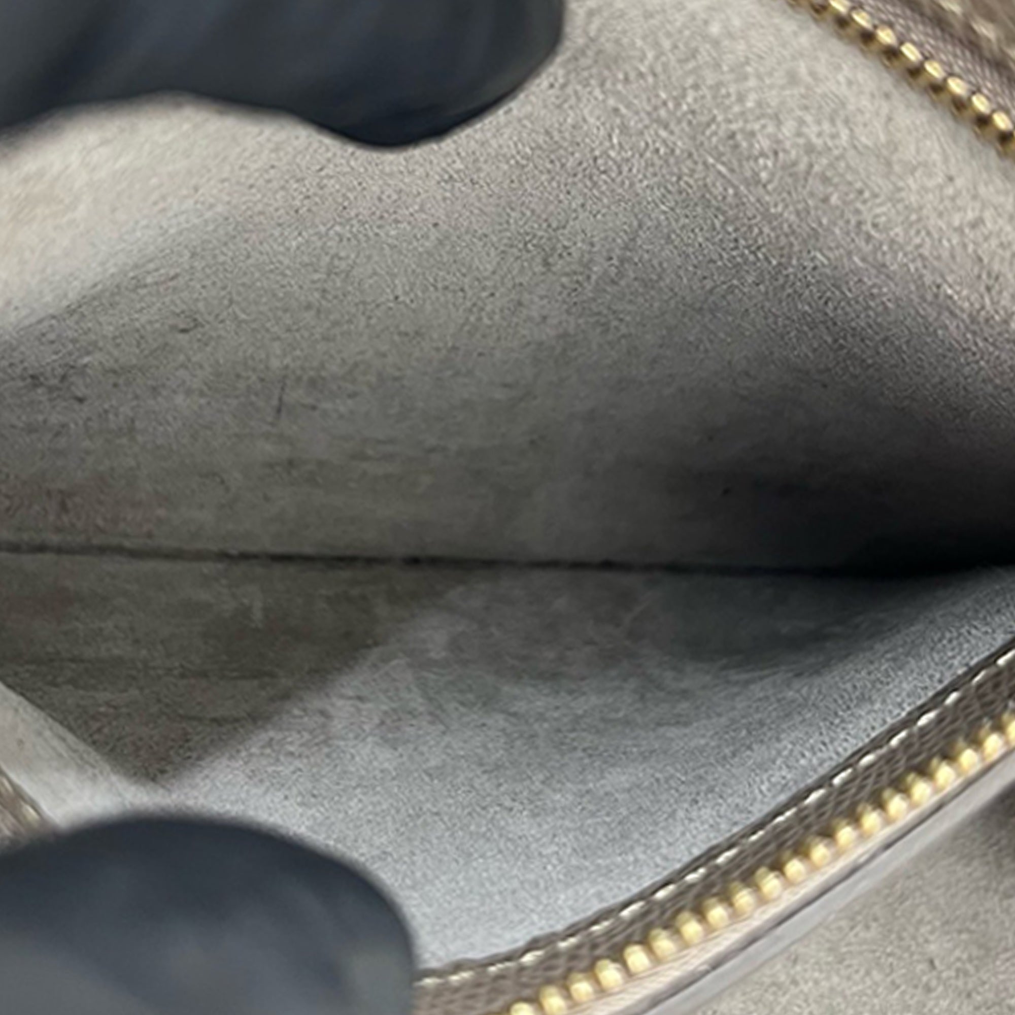 Small Grained Calfskin Vertical Cabas Satchel - Image 6