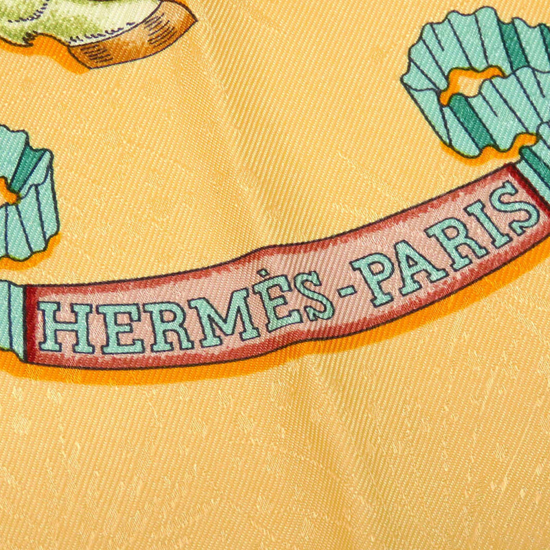 Les Fetes du Roi Soleil Silk Scarf 90 - Image 4