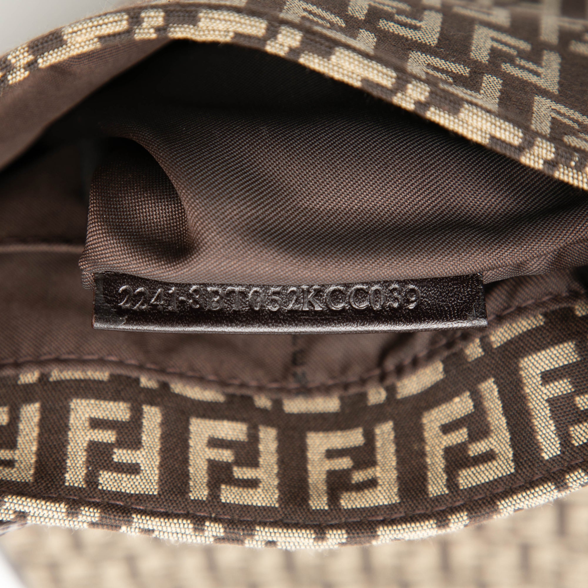 Zucchino Canvas Crossbody - Image 6