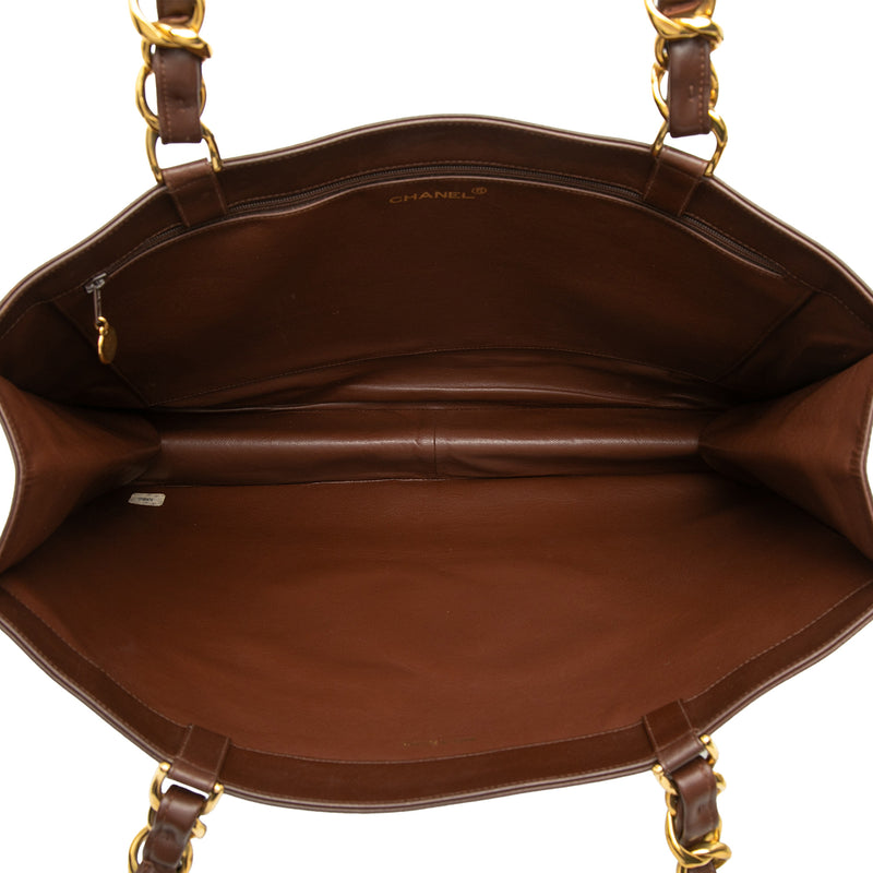 CC Lambskin Chain Tote - Image 4