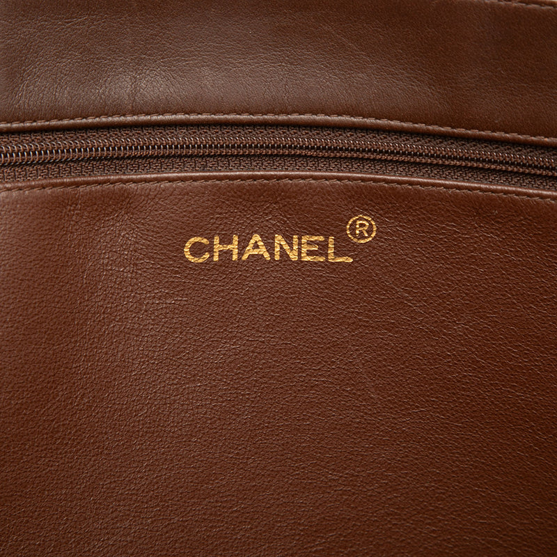CC Lambskin Chain Tote - Image 5