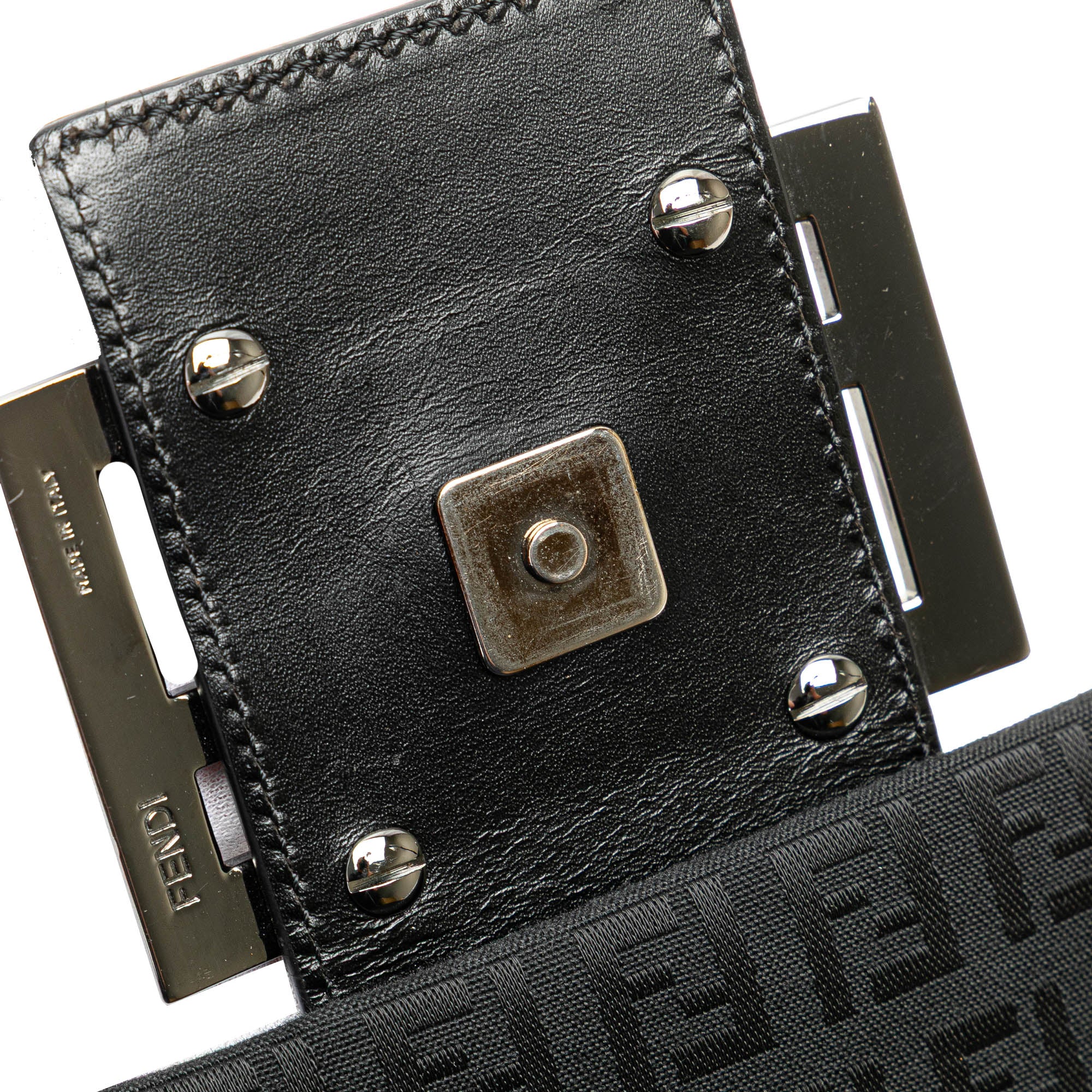 Zucchino Canvas Crossbody - Image 10