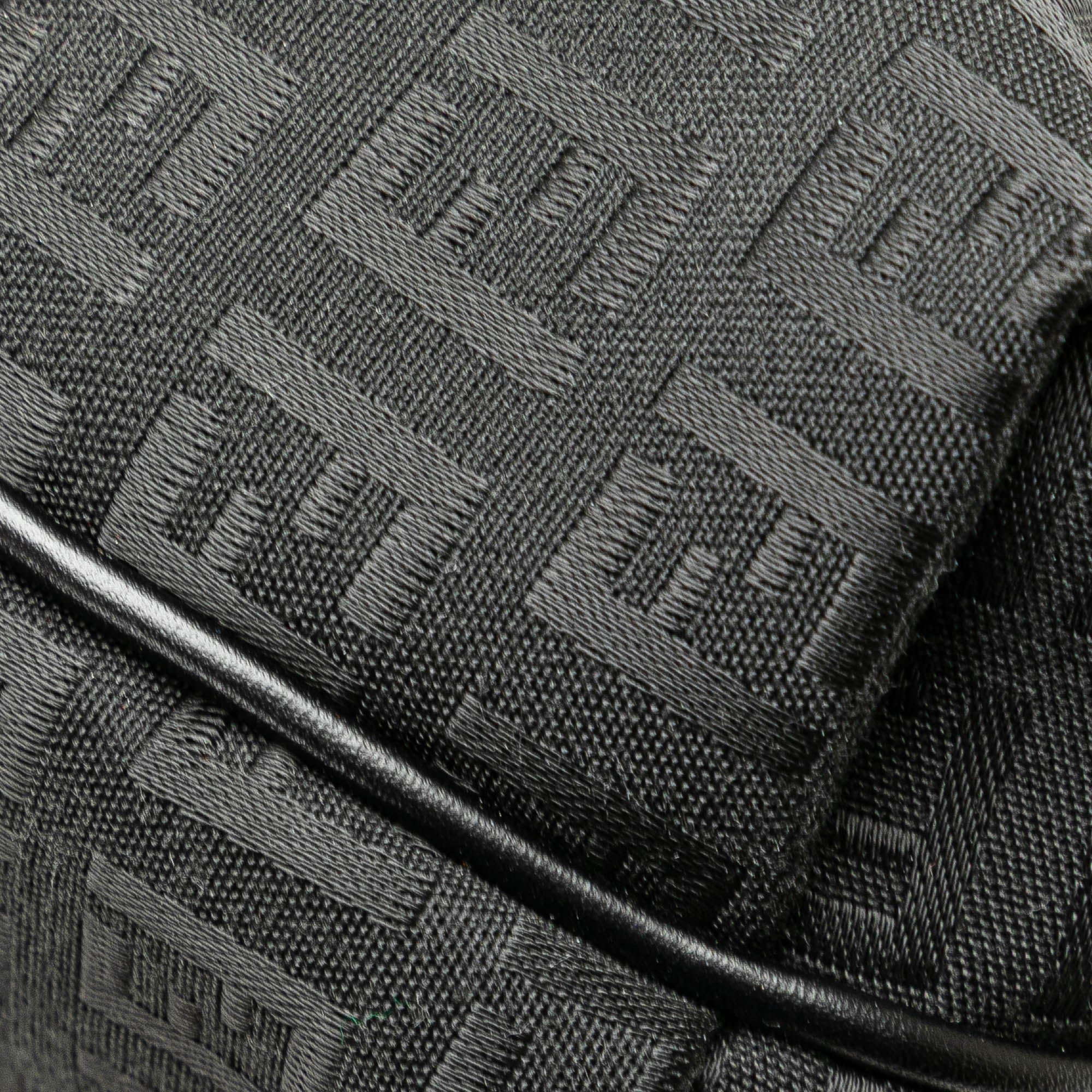 Zucchino Canvas Crossbody - Image 8