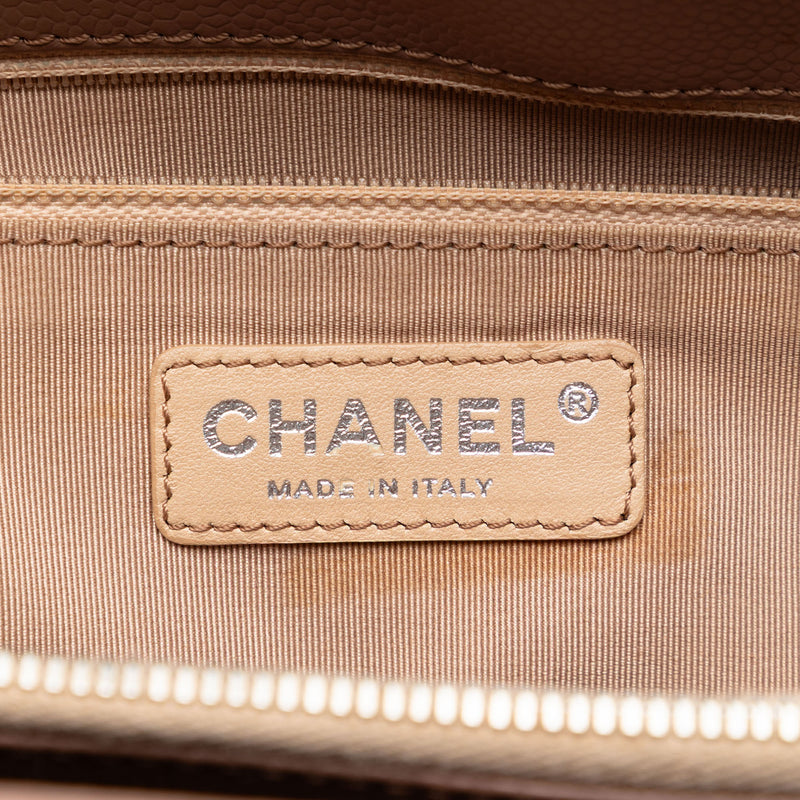 Caviar Grand Shopping Tote - Image 5