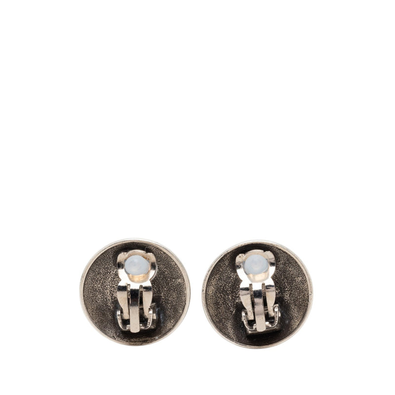 CC Brass Target Round Clip On Earrings - Image 2