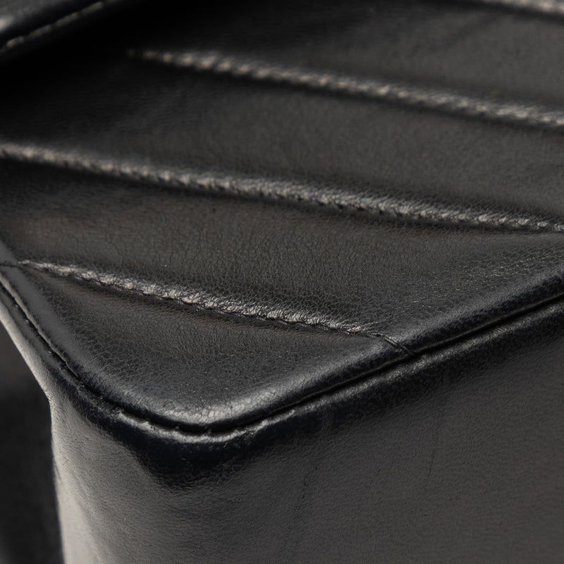 Medium Classic Chevron Lambskin Double Flap - Image 7