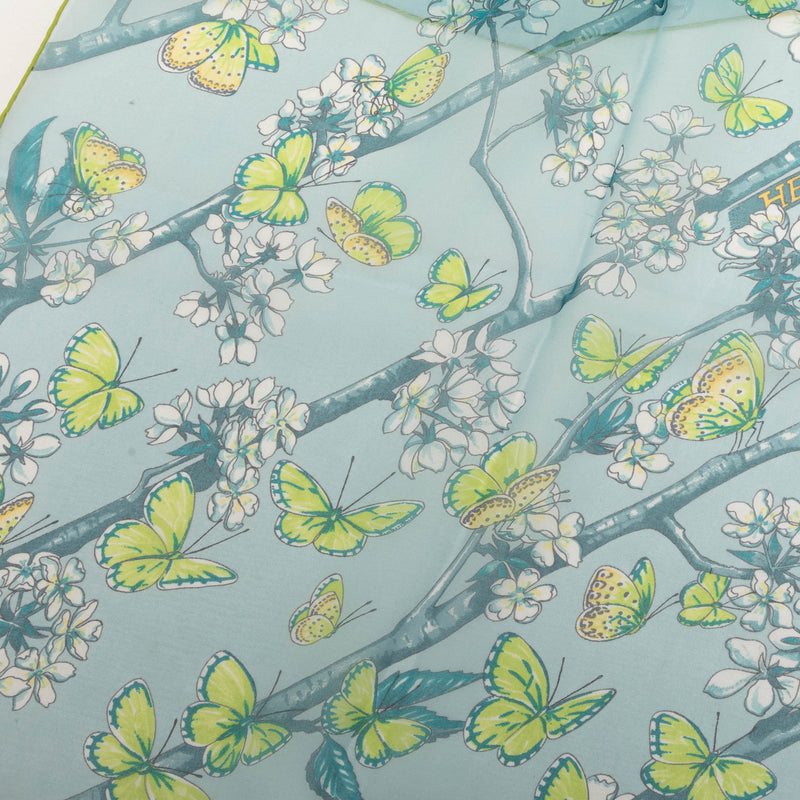 Vol Amoureux des Azures Silk Scarf 90 - Image 6