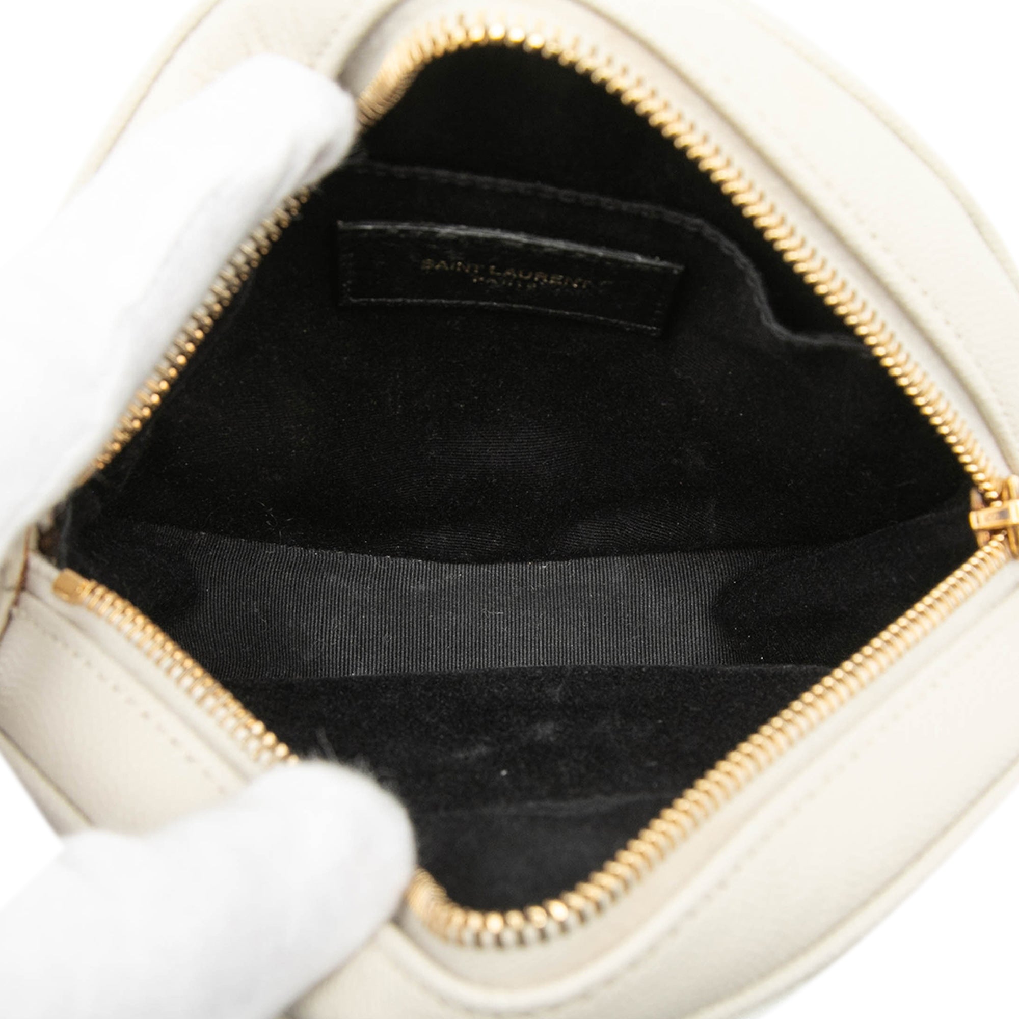 Grain De Poudre Chevron Round Vinyle Camera Bag - Image 4