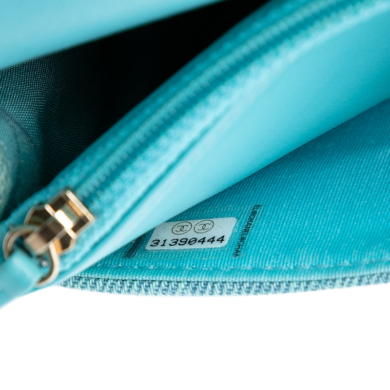 Denim 19 Flap Wallet On Chain - Image 6