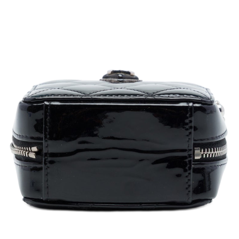 CC Quilted Patent Diamond Resin Clutch With Chain - Image 3
