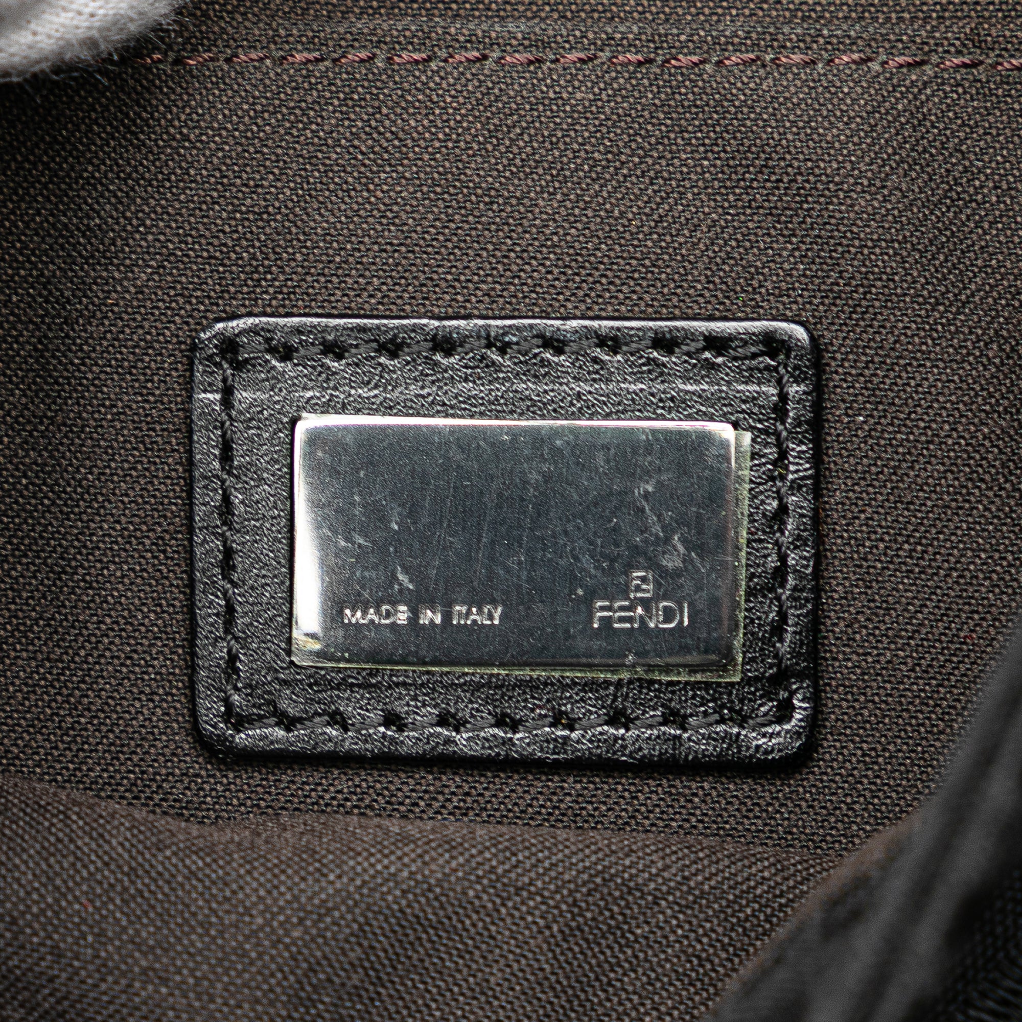 Zucchino Canvas Crossbody - Image 5