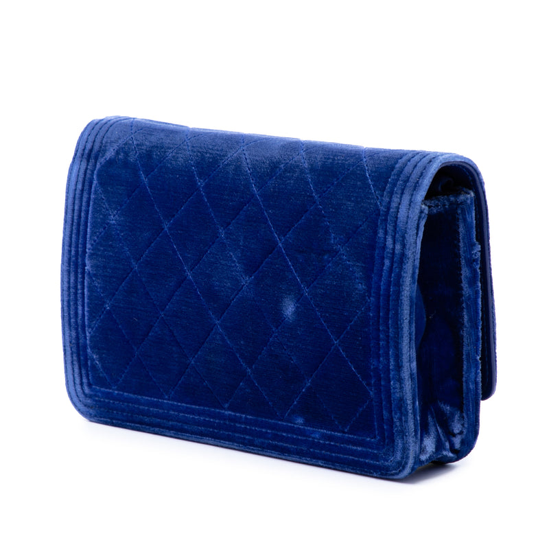 Quilted Velvet Boy Wallet On Chain - Image 2