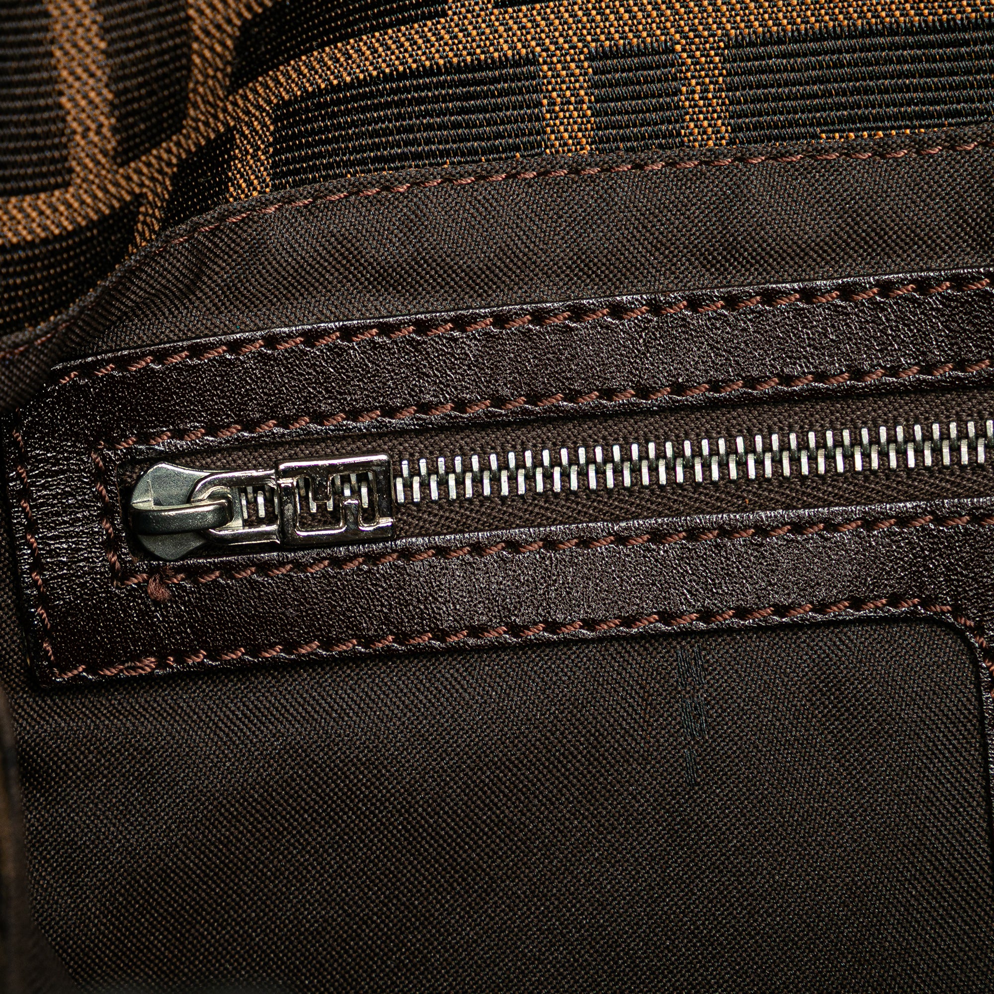 Zucca Canvas Shoulder Bag - Image 7