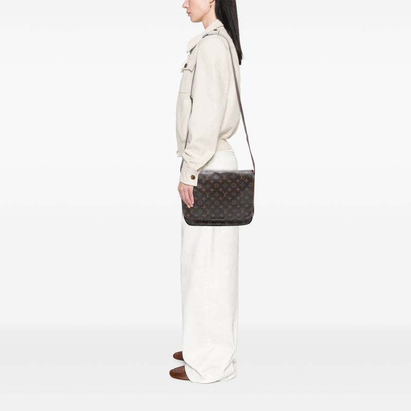 Monogram Beaubourg Messenger MM - Image 7