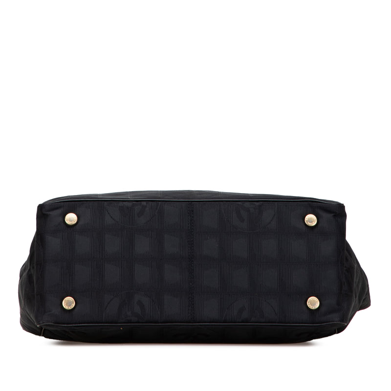 New Travel Line Nylon Tote - Image 3