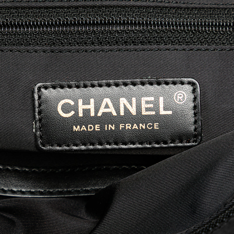New Travel Line Nylon Tote - Image 5