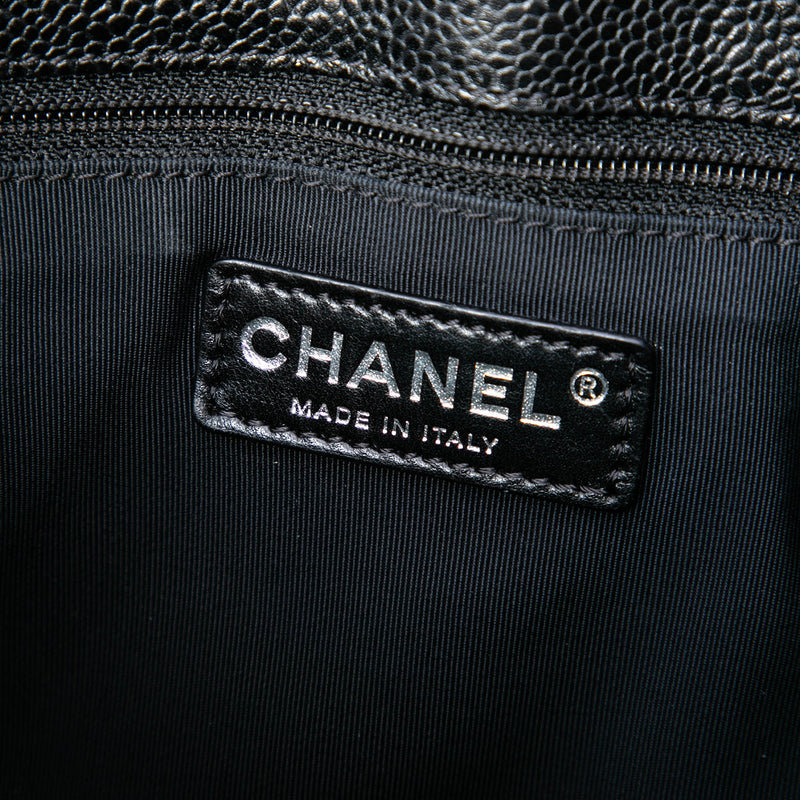Caviar Grand Shopping Tote - Image 5