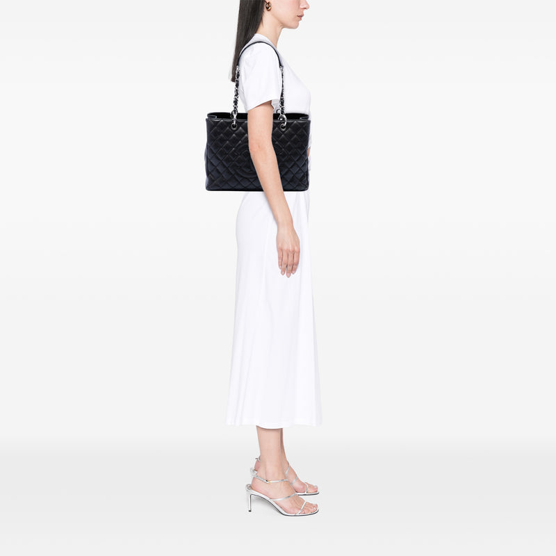 Caviar Grand Shopping Tote - Image 6