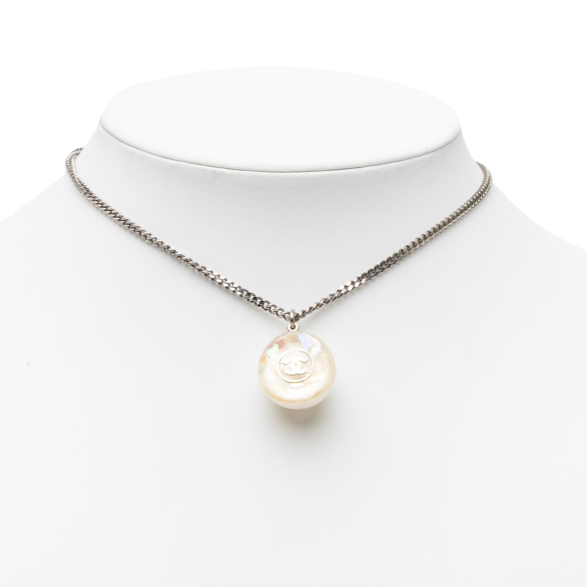 CC Brass Resin Ball Pendant Necklace - Image 5