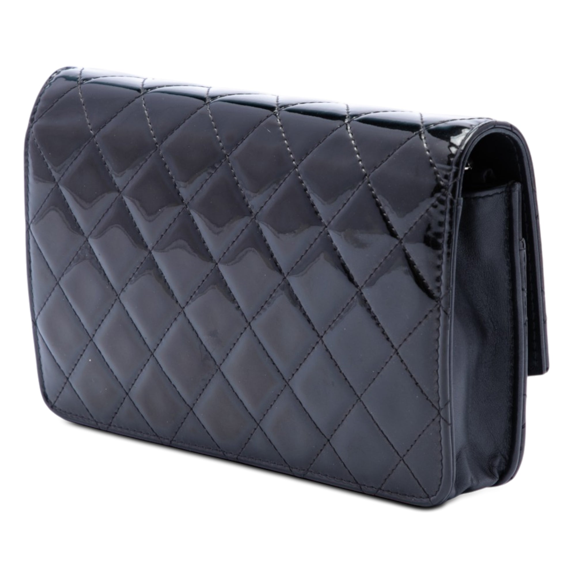 CC Quilted Patent Brilliant Wallet On Chain - Image 2