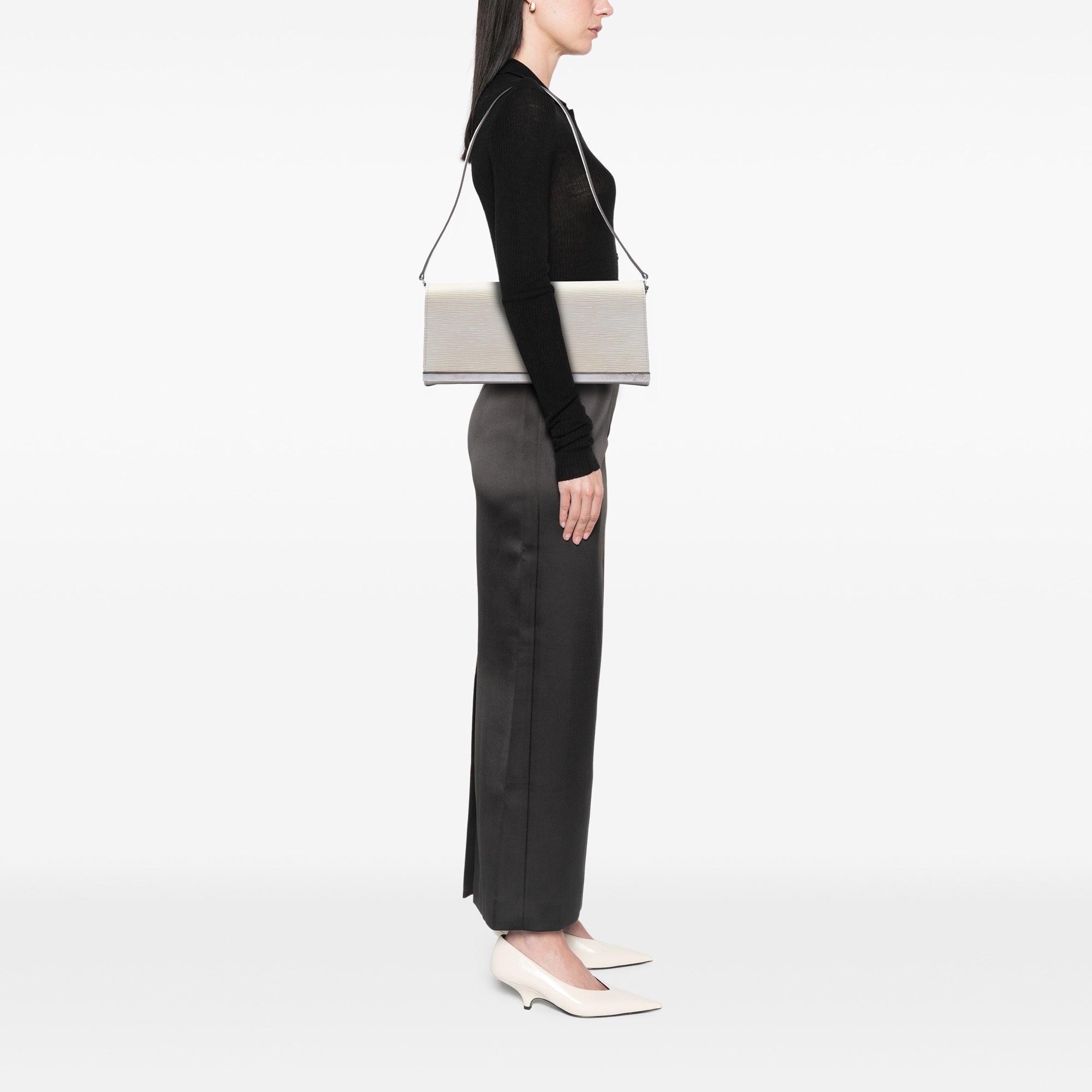 Epi Sevigne Clutch - Image 8