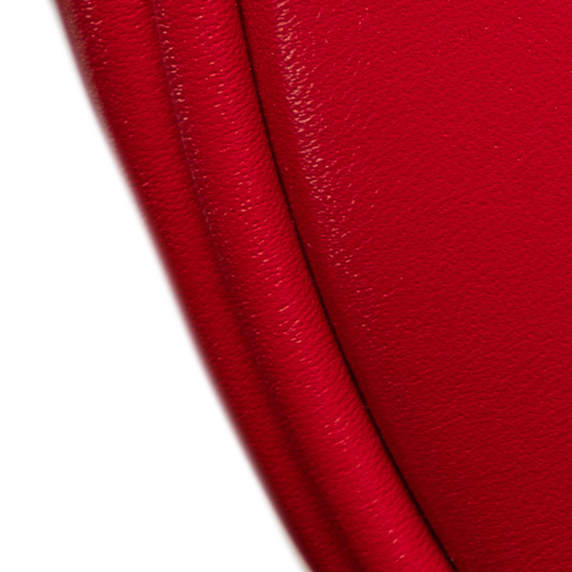 Medium Bobby Crossbody Bag - Image 9