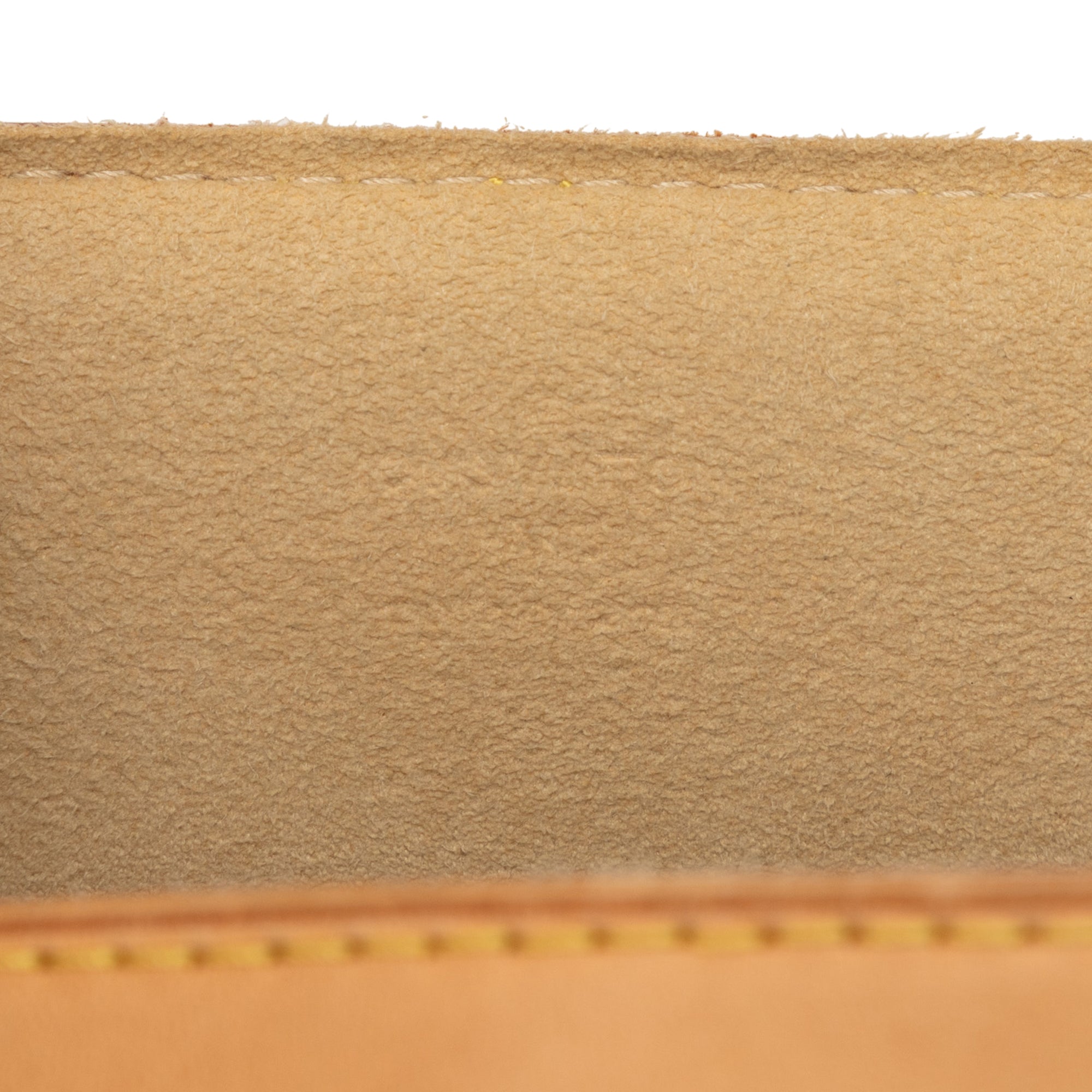 Monogram Beverly MM - Image 5