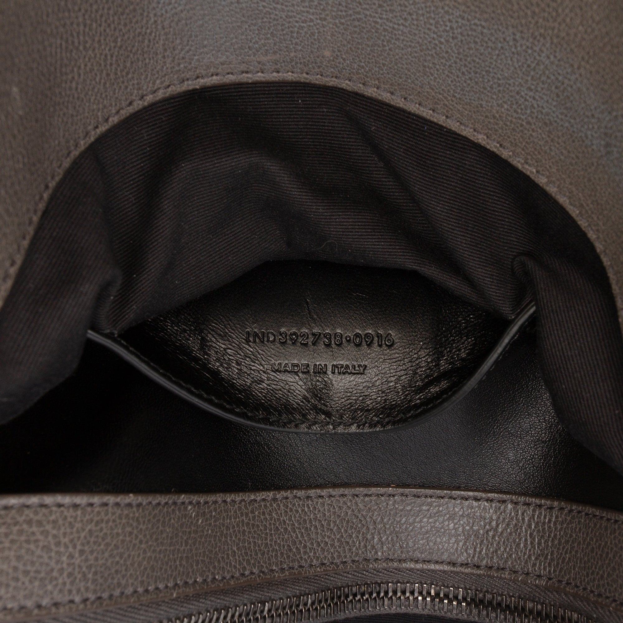 Large Chevron Sheepskin Monogram College Bag - Image 6