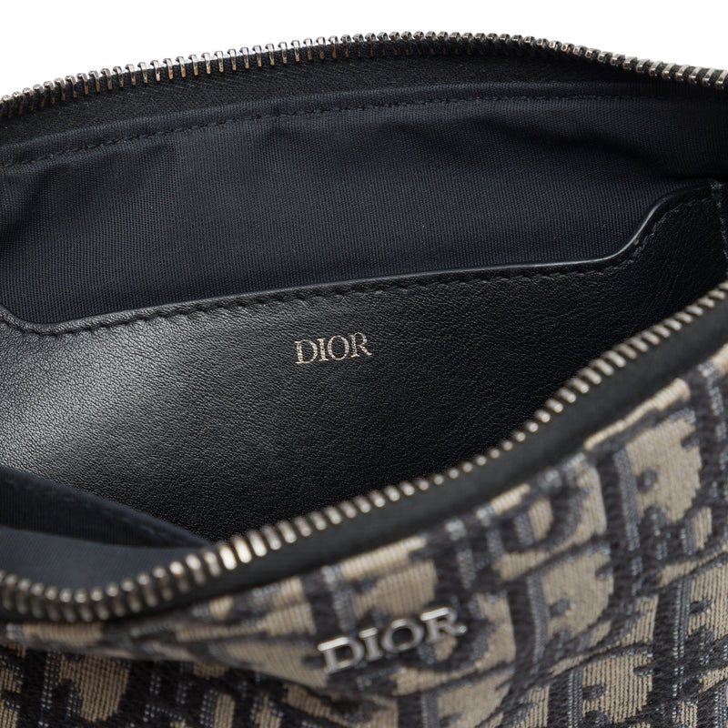 Oblique Canvas A5 Pouch - Image 5