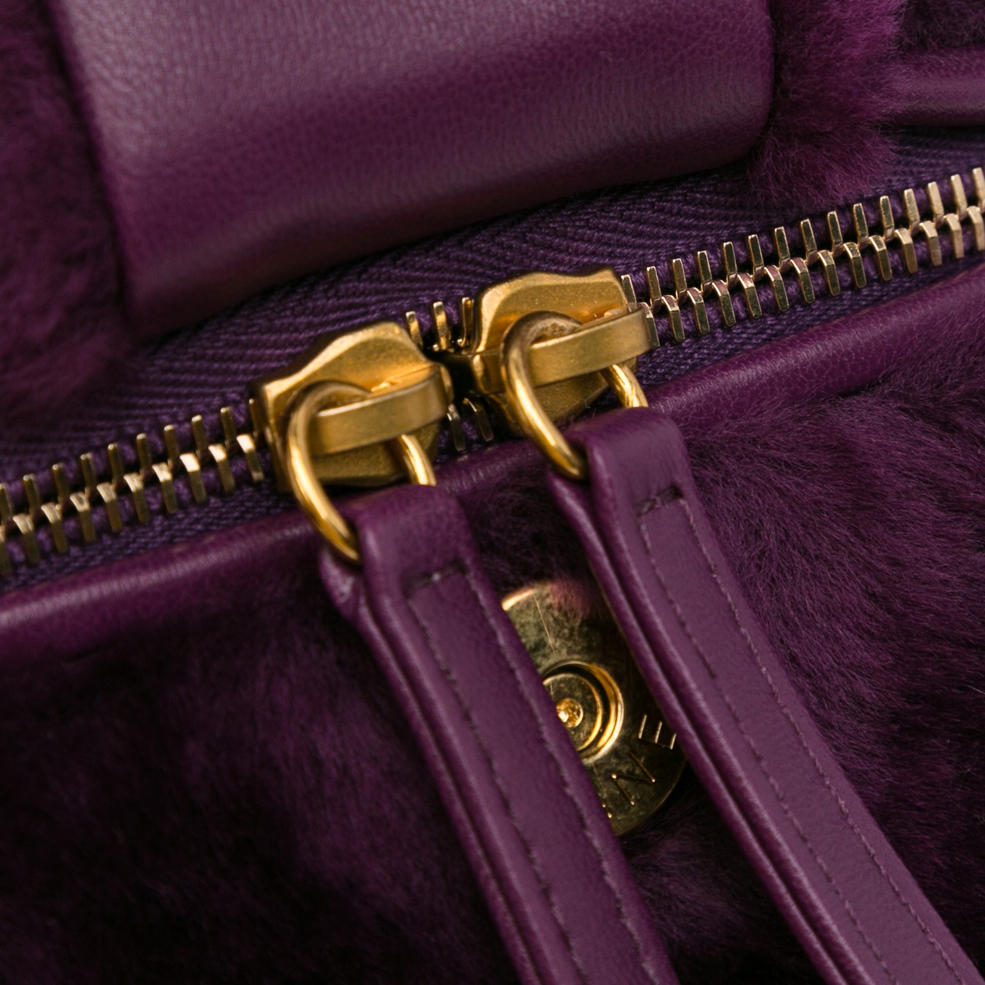 Small Quilted Shearling Vanity Case - Image 8
