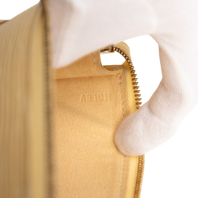 Epi Pochette Accessoires - Image 6