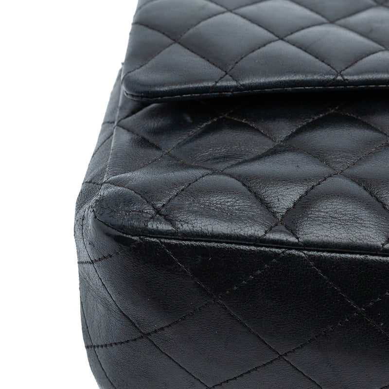 Medium Classic Lambskin Double Flap - Image 8