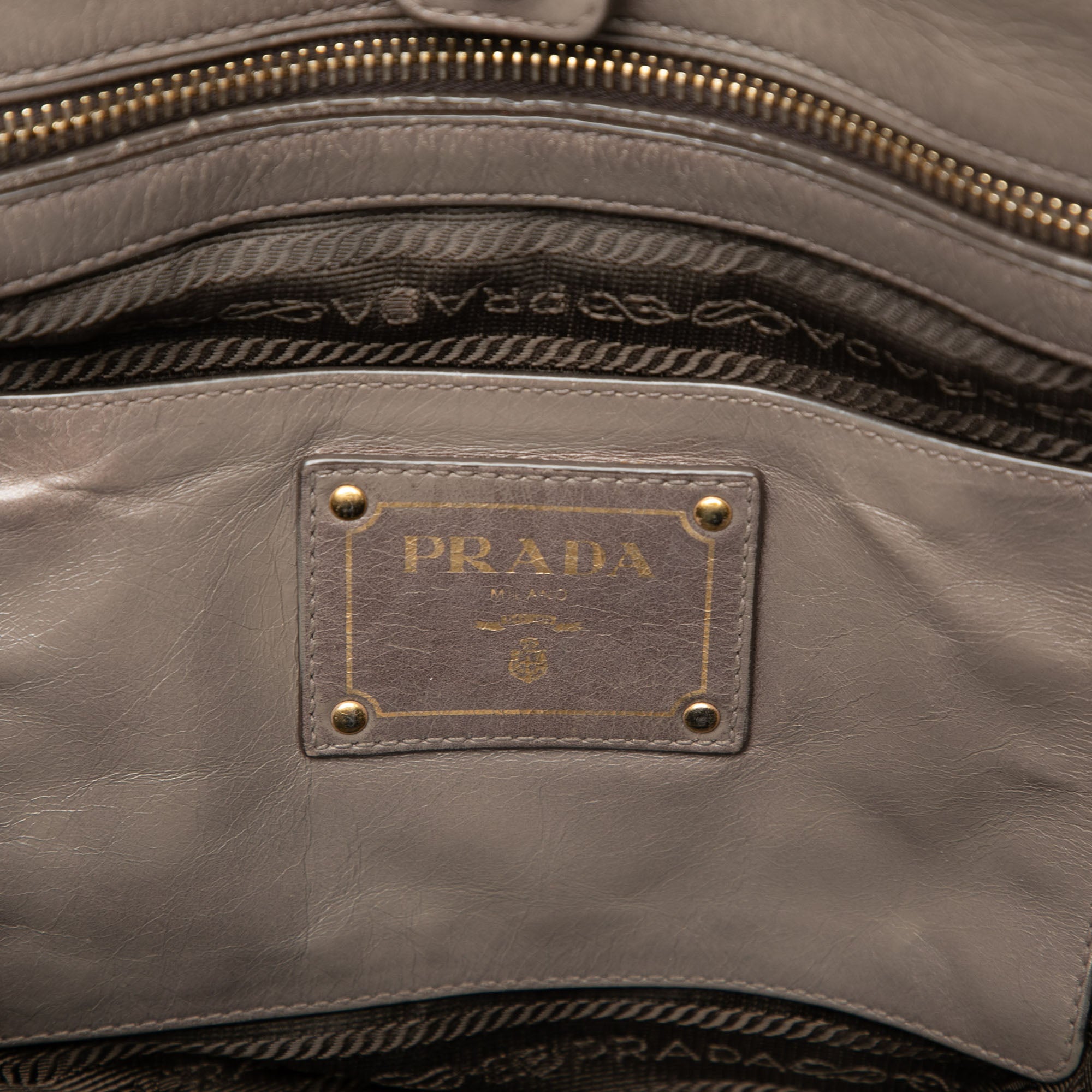 Vitello Shine Satchel - Image 5