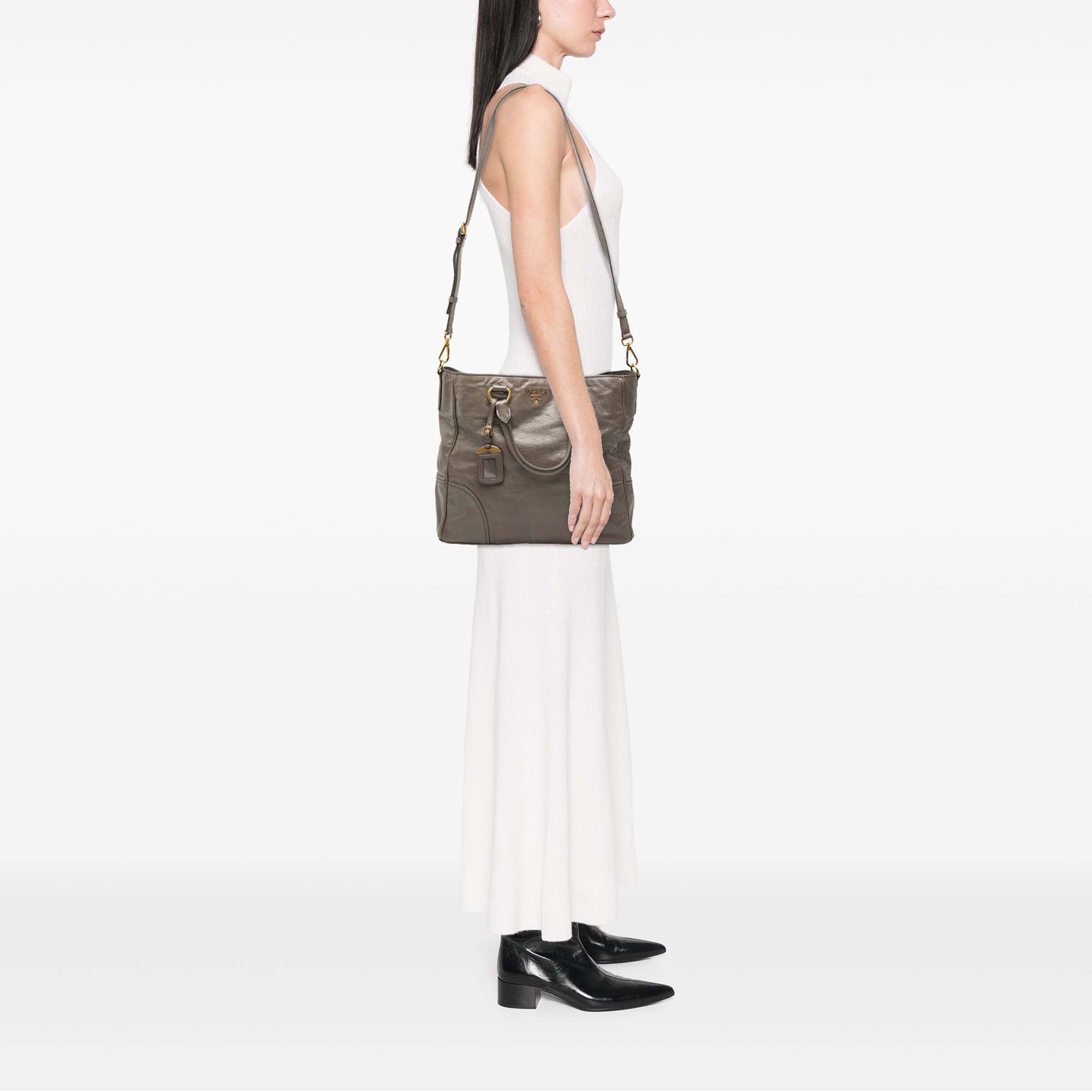 Vitello Shine Satchel - Image 6