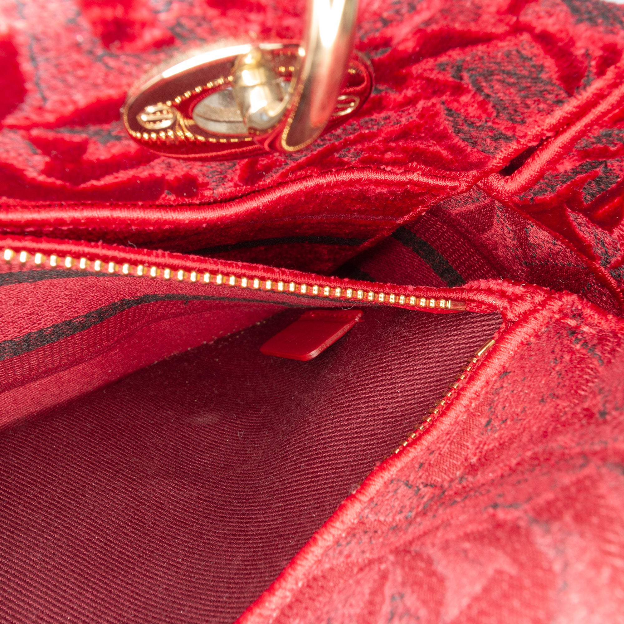 Medium Embroidered Velvet Roses Lady D Lite - Image 6