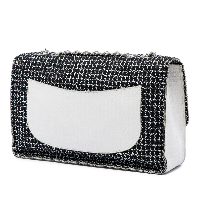Jumbo Classic Tweed and Calfskin Single Flap - Image 2