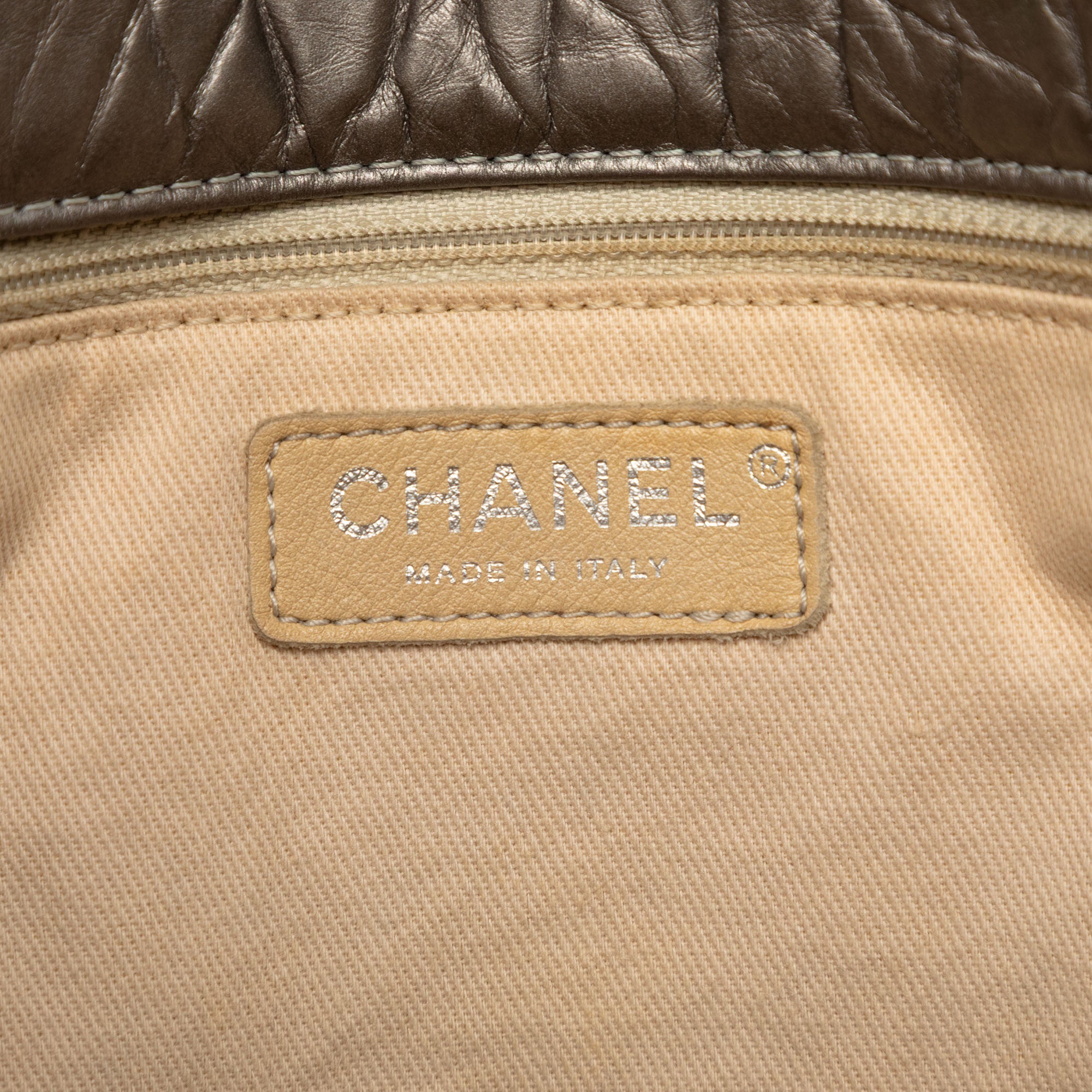 Quilted Metallic Aged Calfskin Reissue 2.55 Tote - Image 5